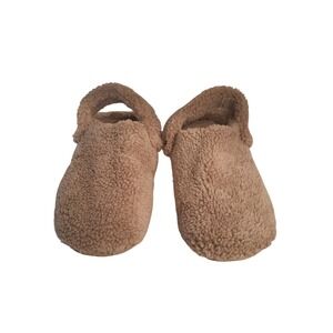 CROCS MUSHROOM/TAN CLASSIC COZZY FAUX SHERLING SLIPPER SIZE M9, W11